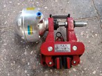 Me Pneumatic nres Caliper